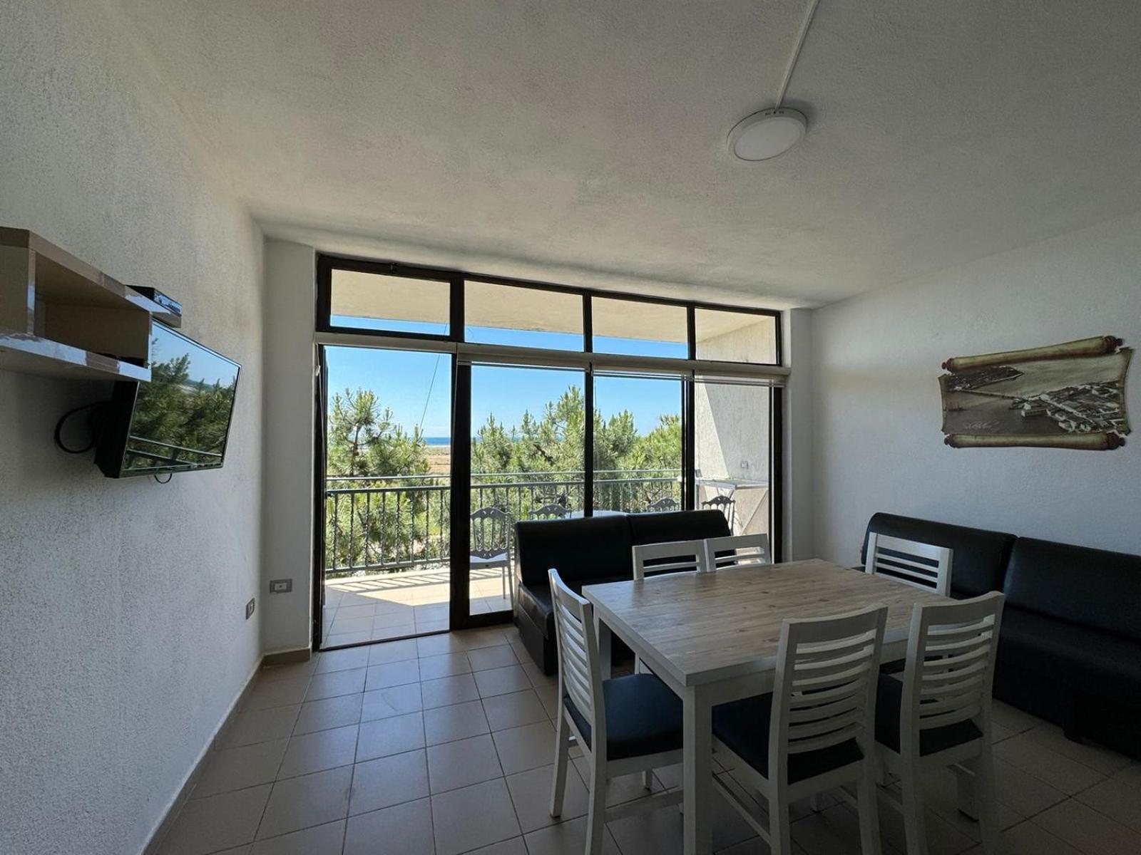 Flat Ergli Apartment Velipoje Luaran gambar